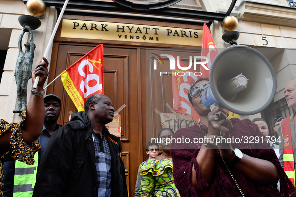  The subcontractors of the Park Hyatt Vendôme, who have been on strike for 18 days, and who were dislodged by the police from the Parisian p...