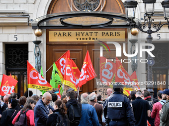  The subcontractors of the Park Hyatt Vendôme, who have been on strike for 18 days, and who were dislodged by the police from the Parisian p...