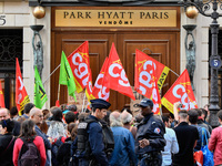  The subcontractors of the Park Hyatt Vendôme, who have been on strike for 18 days, and who were dislodged by the police from the Parisian p...