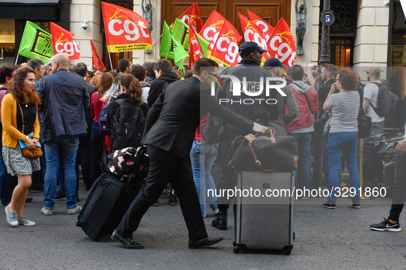  The subcontractors of the Park Hyatt Vendôme, who have been on strike for 18 days, and who were dislodged by the police from the Parisian p...