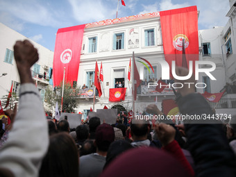 Unionists and workers rallied outside the headquarter of the Tunisian General Labour Union (UGTT), on November 17, 2018 in Tunis, where the...