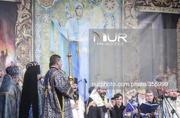 KIEV, UKRAINE - NOVEMBER 30: The Head of the Ukrainian Orthodox Church of Kyiv Patriarchate  Filaret(1st from R) and Head of the Ukrainian G...