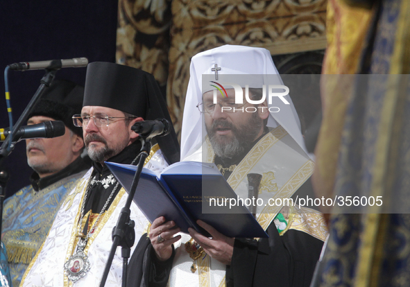 KIEV, UKRAINE - NOVEMBER 30: Head of the Ukrainian Greek-Catholic Church, His Beatitude Sviatoslav Shevchuk prays for peace in Ukraine readi...