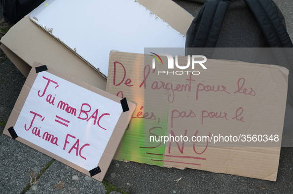 A hundred high school teachers demonstrated at the call of the unions before the Rectorate of Nantes, France, on December 14, 2018, against...