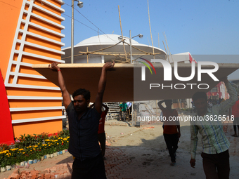 Bangladeshi day labor works in the Dhaka International Trade Fair in Dhaka, Bangladesh. On January 08, 2019. (