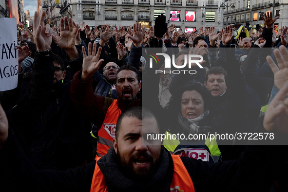 Taxi drivers strike to call for stricter regulations against ride hailing services such as Uber and Cabify in Madrid on 28th January, 2019. 