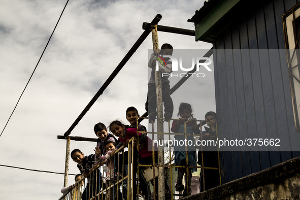 2014 - Hasankeyf - Children at school 