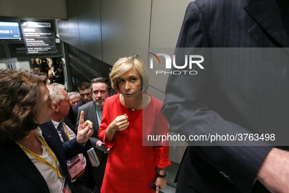 President of the Ile-de France regional council Valerie Pecresse (C, in red) visits the Salon des Entrepreneurs (Entrepreneurship fair) in P...