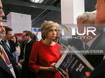 President of the Ile-de France regional council Valerie Pecresse (C, in red) visits the Salon des Entrepreneurs (Entrepreneurship fair) in P...