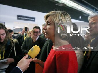 President of the Ile-de France regional council Valerie Pecresse (C, in red) visits the Salon des Entrepreneurs (Entrepreneurship fair) in P...