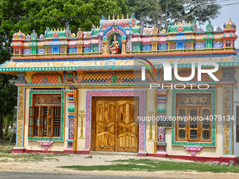 Small building on the gounds of the Madduvil Panriththalaichchi Amman Kovil (Madduvil Panriththalachchi Amman Hindu Temple) in Madduvil, Jaf...