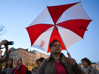 A small group of teachers, activists and members of the opposition gathered in Krakow's Main Square this evening during a protest.
Earlier t...