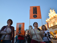 A small group of teachers, activists and members of the opposition gathered in Krakow's Main Square this evening during a protest.
Earlier t...