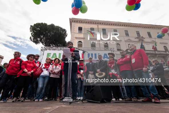 Giovanni Mininni Secretary General of the Flai Cgil speaks during the Fai Cisl, Flai Cgil and Uila Uil protest against the failure to apply...