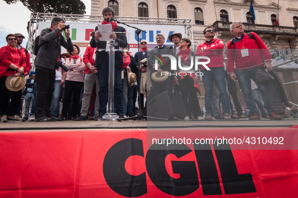 Giovanni Mininni Secretary General of the Flai Cgil speaks during the Fai Cisl, Flai Cgil and Uila Uil protest against the failure to apply...