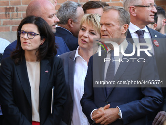 Mayor of Gdansk Aleksandra Dulkiewicz speaking with President of the European Council Donald Tusk during the rally on the Dlugi Targ street...