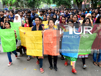 Students of Bangladesh University of Engineering and Technology (Buet) today continued their protest for the fifth consecutive day to press...