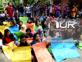 Students of Bangladesh University of Engineering and Technology (Buet) today continued their protest for the fifth consecutive day to press...