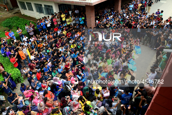 Students of Bangladesh University of Engineering and Technology (Buet) today continued their protest for the fifth consecutive day to press...