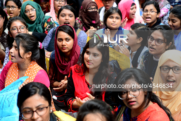 Students of Bangladesh University of Engineering and Technology (Buet) today continued their protest for the fifth consecutive day to press...