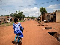 One of the main streets of the Dano city
"The land of honest man". With these words Shankara has defined his people before it was killed, a...