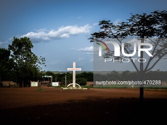 Christian worship in the city of Dano, the inhabitants are divided between Catholics and Muslims in a peaceful coexistence
"The land of hon...