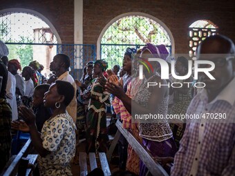 Christian worship in the city of Dano, the inhabitants are divided between Catholics and Muslims in a peaceful coexistence
"The land of hon...