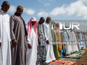 Muslim cult in the city of Dano, the inhabitants are divided between Catholics and Muslims in a peaceful coexistence
"The land of honest ma...