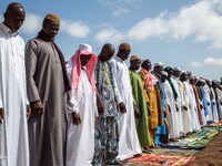 Muslim cult in the city of Dano, the inhabitants are divided between Catholics and Muslims in a peaceful coexistence
"The land of honest ma...