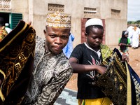 Muslim cult in the city of Dano, the inhabitants are divided between Catholics and Muslims in a peaceful coexistence
"The land of honest ma...