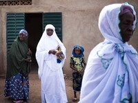 Muslim cult in the city of Dano, the inhabitants are divided between Catholics and Muslims in a peaceful coexistence
"The land of honest ma...