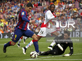 BARCELONA - march 08- SPAIN: Luis Suarez, Cristian Alvarez and Abdoulaye in the match between FC Barcelona and Rayo Vallecano, for the week...