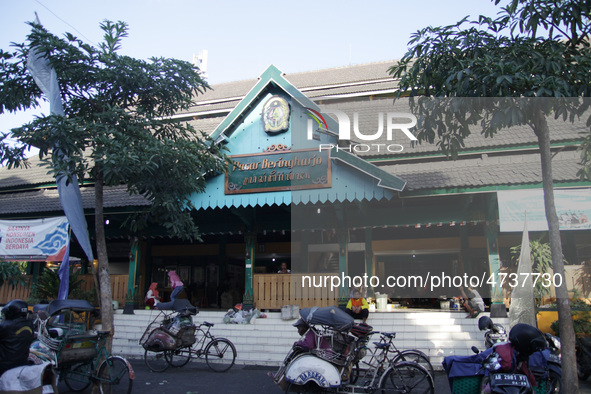 Beringharjo traditional market, Special Region of Yogyakarta province, on Monday, August 5, 2019. The freight workers in this market is domi...