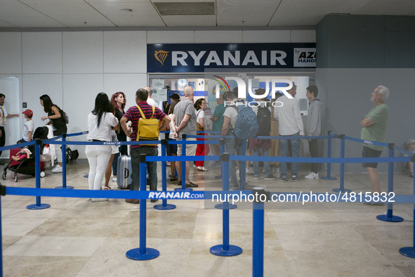 Ryanair cabin crew workers during a protest held on occasion of the strike held by cabin crew workers of the Irish airline at Adolfo Suarez...