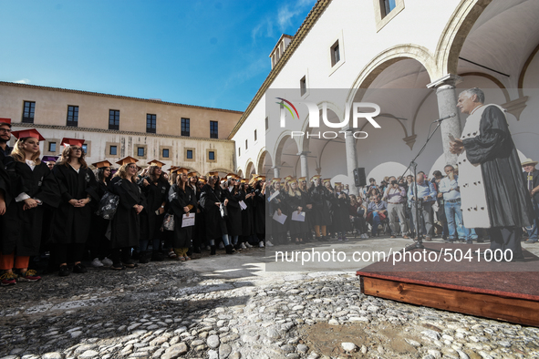 On the streets of Palermo, 550 graduates of the autumn session has marched. The graduation ceremony ended with the traditional "throwing of...