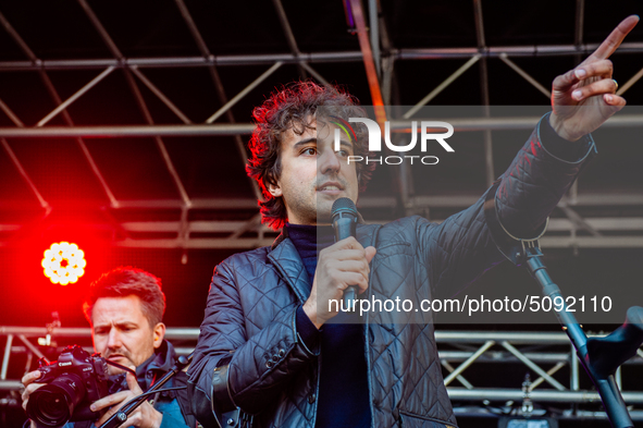 Leader of the political party Groen Links, Jesse Klaver, is seen giving a speech during the massive teachers demonstration that took place i...