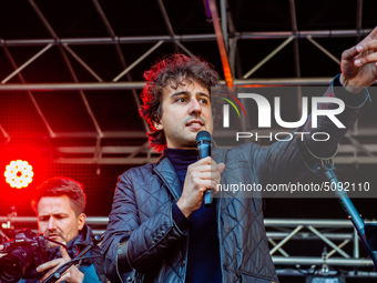 Leader of the political party Groen Links, Jesse Klaver, is seen giving a speech during the massive teachers demonstration that took place i...