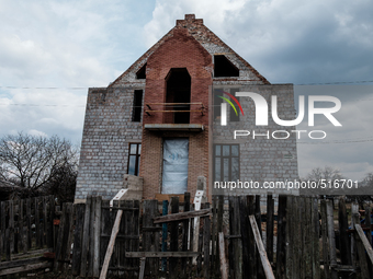 The Kovcheg protestant church who never been finish serve now as a shelter for the population of Krosnogorovka. On April 6 2015, we visit Kr...