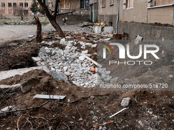 A remember of the not so long ago combats in Krasnogorovka. Hole after mortar hit the ground.
On April 6 2015, we visit Krasnogorovka. What...