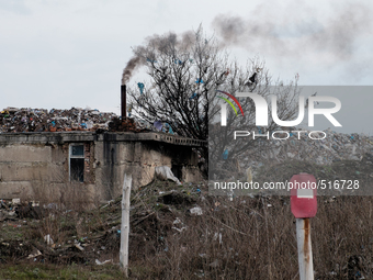 Even the city dump Krasnogorovka is left to itself as small ammount of emplyees burn rubbish.
On April 6 2015, we visit Krasnogorovka. What...