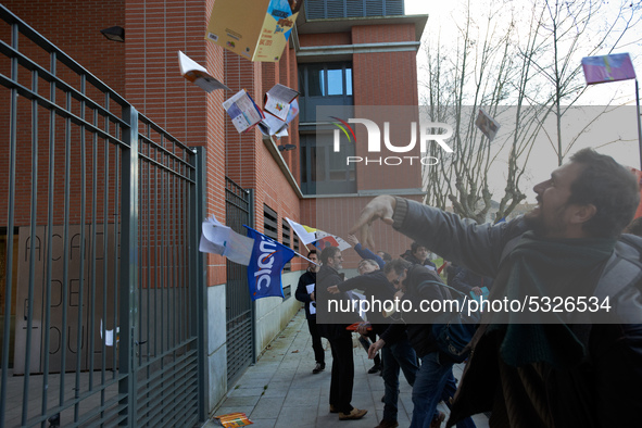 High school teachers gathered in front of the Board of Education of Haute Garonne. They throwed old schoolbooks in the backyard of the Board...