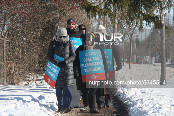 Ontario public elementary school teachers picket while striking on January 20, 2020 in Toronto, Ontario, Canada. All four major teachers uni...