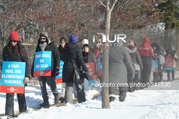 Ontario public elementary school teachers picket while striking on January 20, 2020 in Toronto, Ontario, Canada. All four major teachers uni...