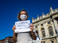 
Trainees in psychology protest in the city center to obtain recognition of the work done in hospitals during the COVID emergency and to gai...