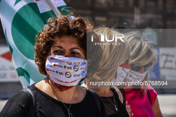 Members of the CGIL, CISL, UIL and GILDA unions, from the school sector, protested against the government of Giuseppe Conte in front of the...