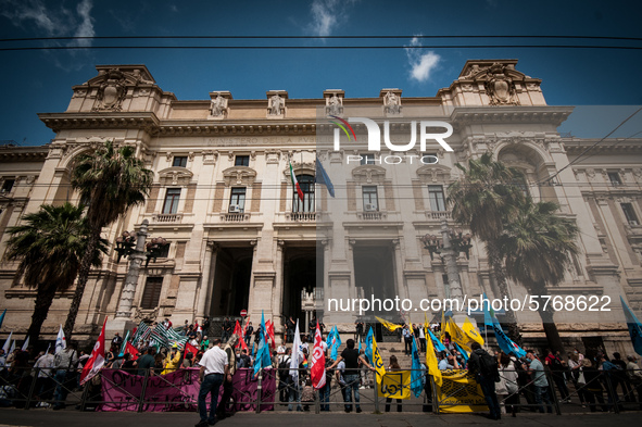 Members of major teachers' trade unions stage a demonstration in front of the Ministry of Education on June 8, 2020 in Rome, Italy as the co...