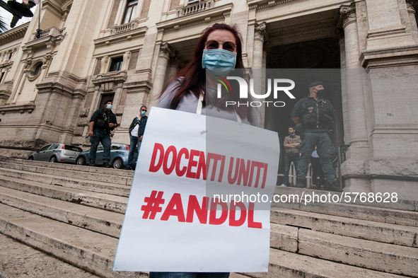 Members of major teachers' trade unions stage a demonstration in front of the Ministry of Education on June 8, 2020 in Rome, Italy as the co...