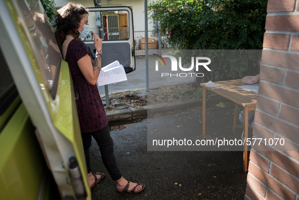 A different class. Giulia Zaffagnini, middle school teacher, during the lesson under the house of K. a foreign student with learning difficu...