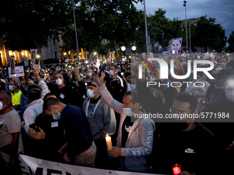 Workers and relatives of NISSAN and the multinational's subsidiary companies are protesting in the streets of Barcelona against the closure...