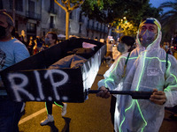 Workers and relatives of NISSAN and the multinational's subsidiary companies are protesting in the streets of Barcelona against the closure...